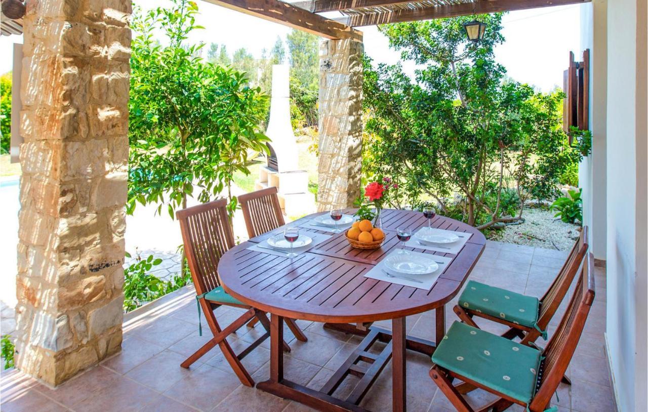 Amazing Home In Pomos With Wifi Exterior foto
